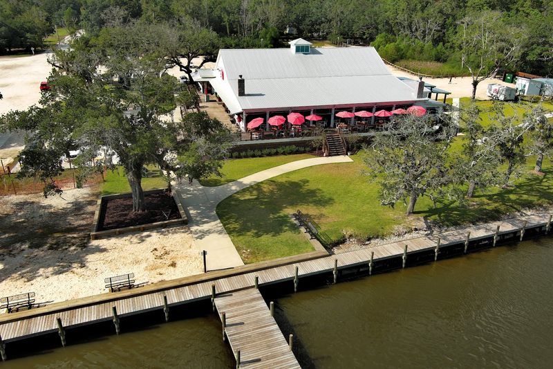 The Tin Top Restaurant & Oyster Bar