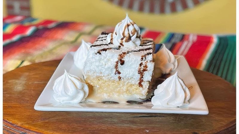 Fried Ice Cream That Defies Physics