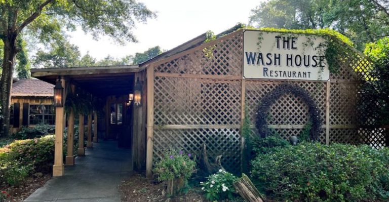 The Unique Alabama Eatery Foodies Cannot Afford To Miss