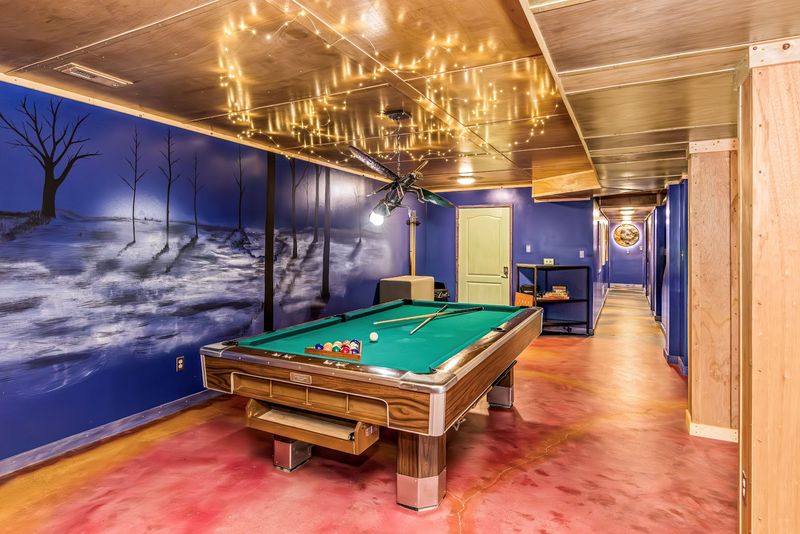 The Unique Art Lodge For Groups And Gatherings The Unique Art Lodge For Groups And Gatherings