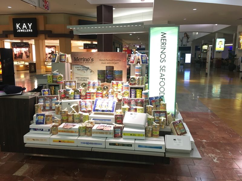 Fresh-Frozen And Canned Seafood To Take Home