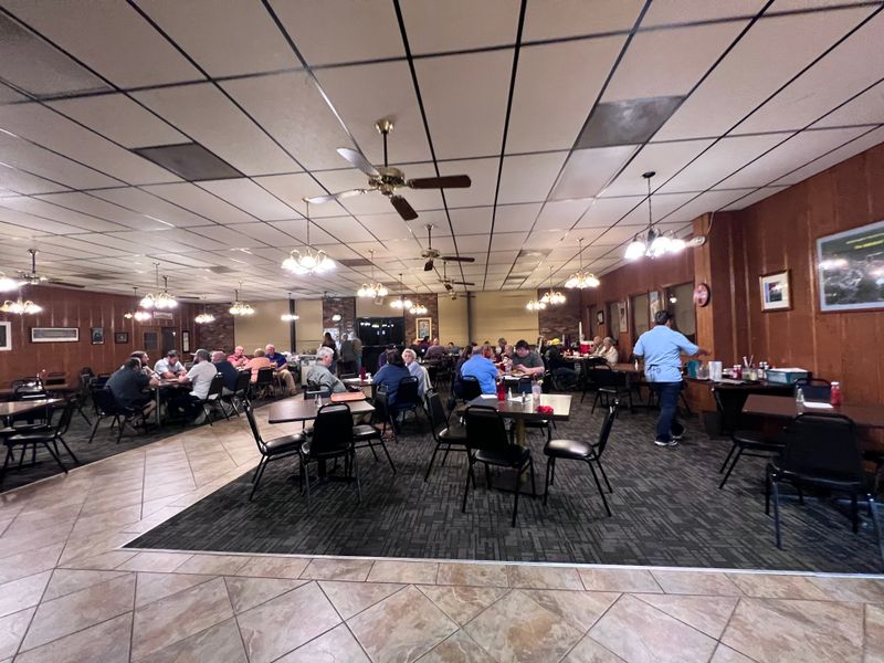 Bo’s Steakhouse & Seafood Buffet