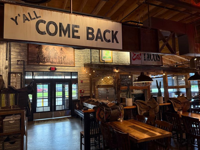 What Makes A Great Steakhouse Atmosphere