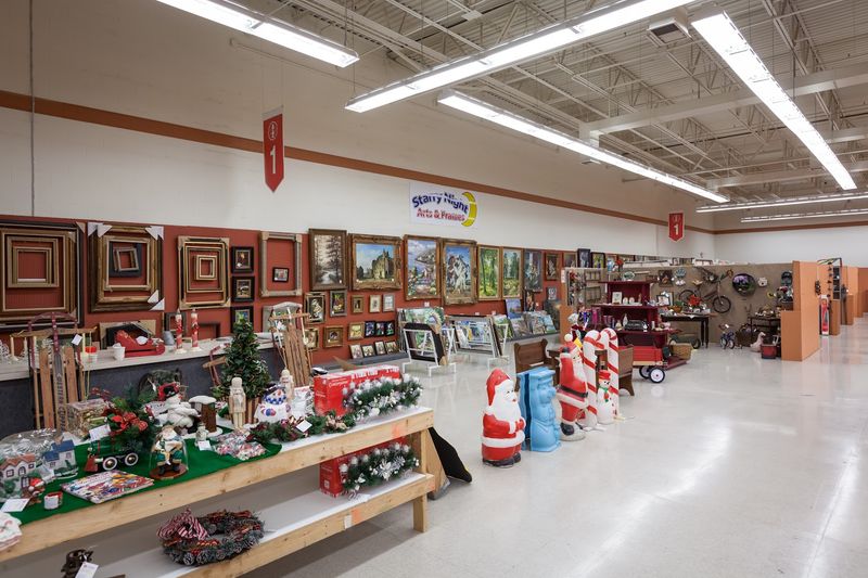 The Artwork That Commands Attention