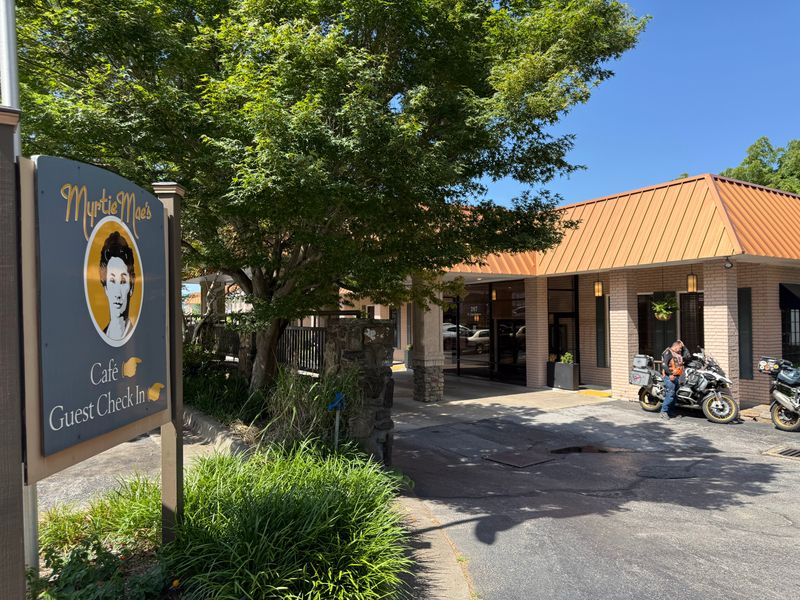 Myrtie Mae's Cafe — Eureka Springs