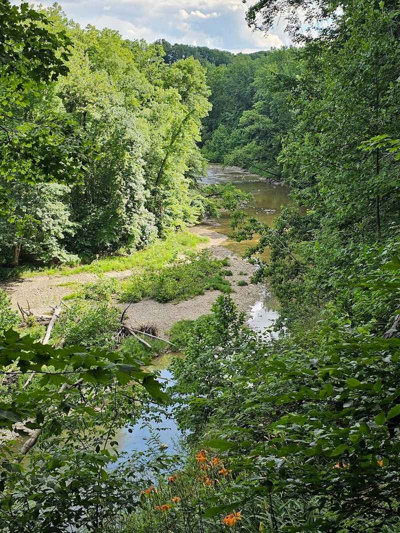 The Vermilion River Views That Surprise You The Vermilion River Views That Surprise You