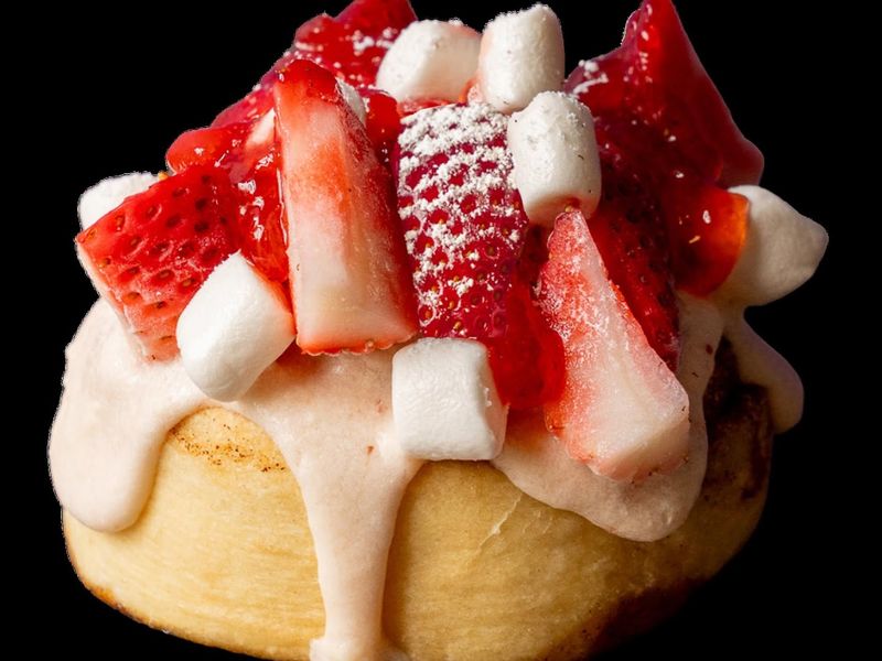 The Very Berry Roll That Fans Cannot Stop Ordering