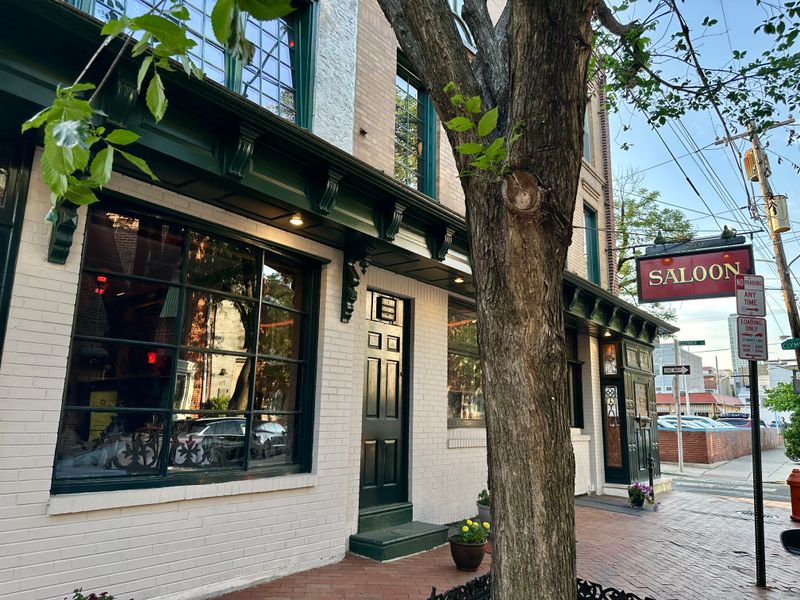 Saloon Restaurant, Pennsylvania