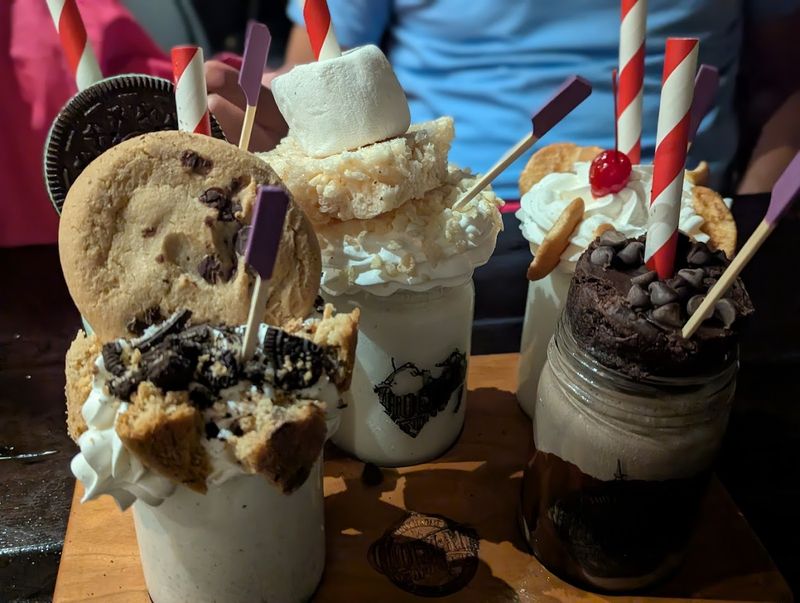 The Photogenic Factor That Makes Every Table Instagram Gold