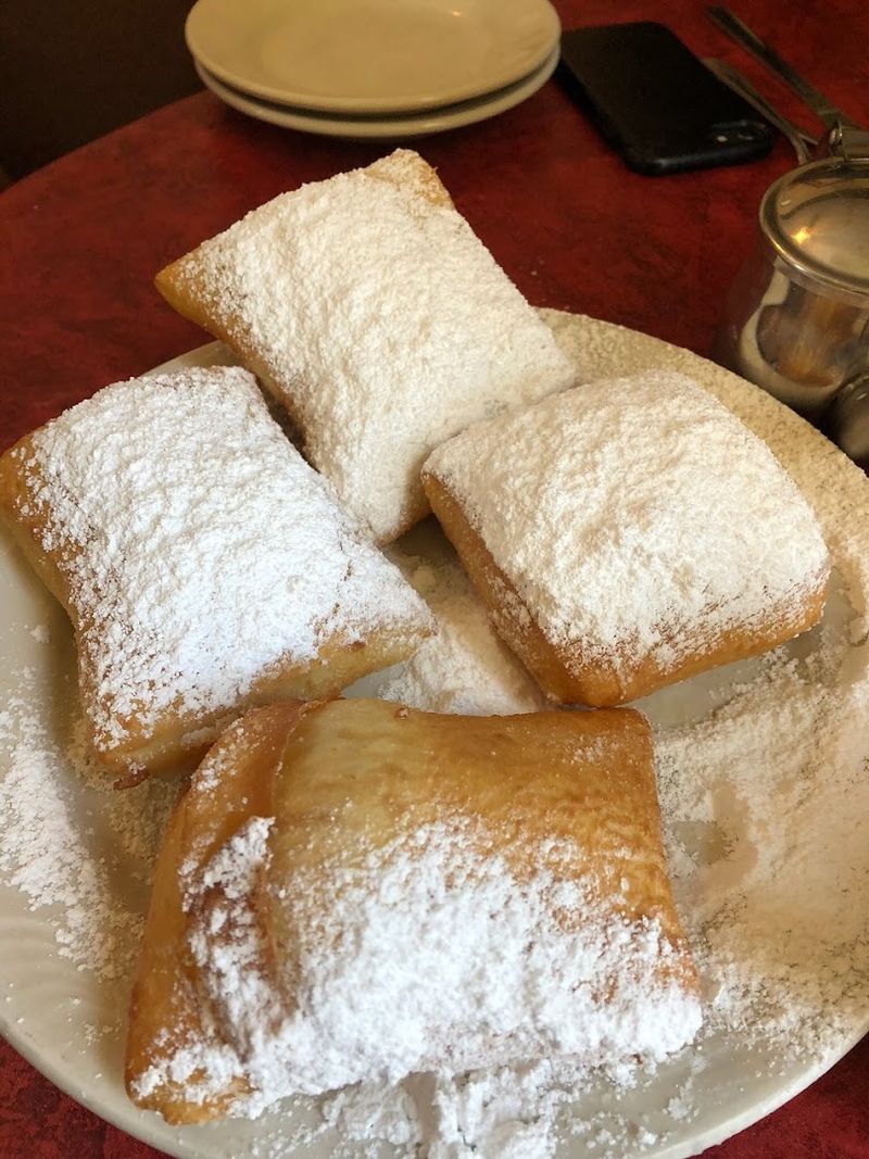 Beignets That Make The Drive Completely Worth It