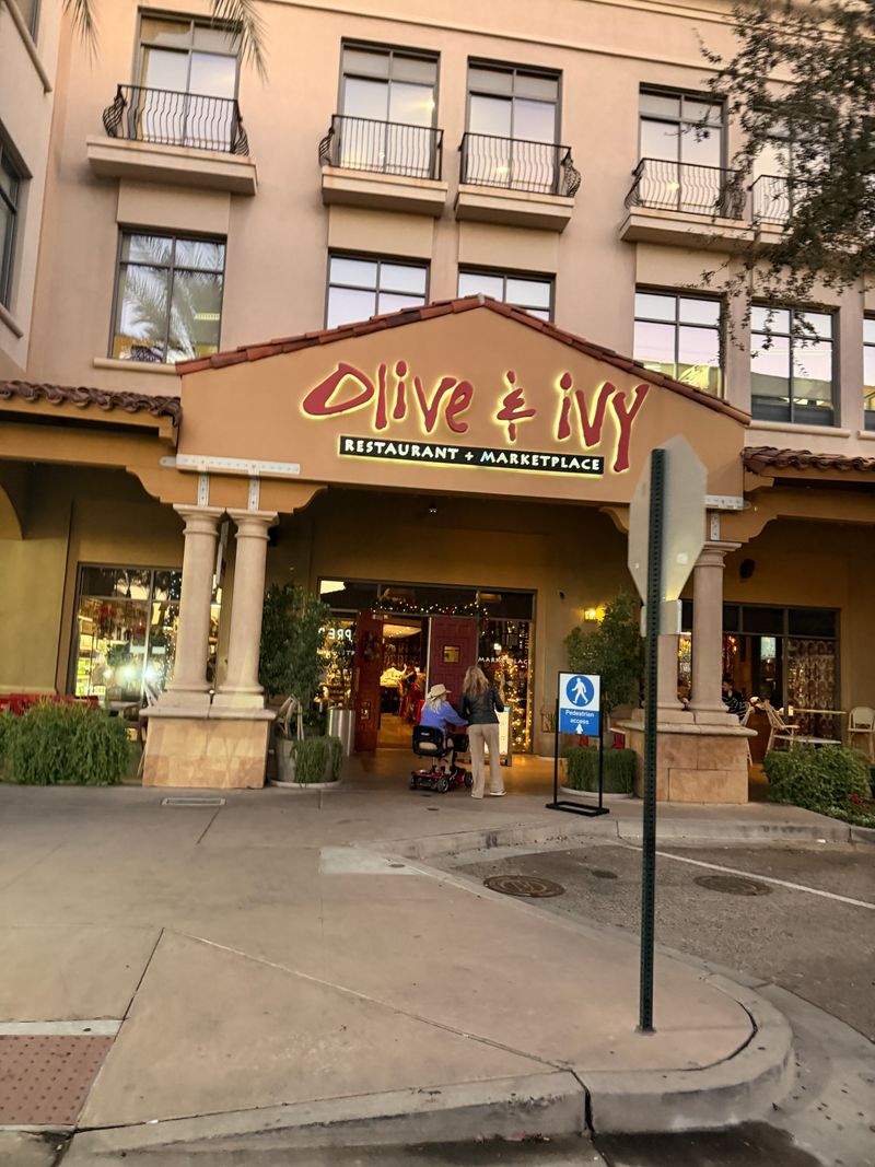 Olive & Ivy, Scottsdale, Arizona