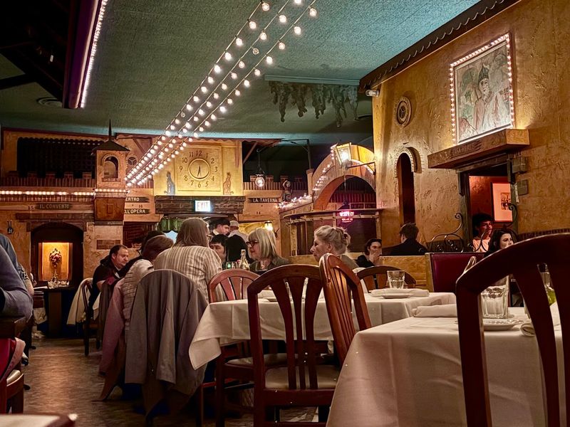 The Village At Italian Village, Chicago