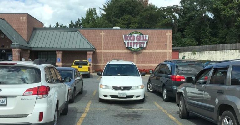 The Virginia Buffet That Piles On Endless Flavor With Every Serving