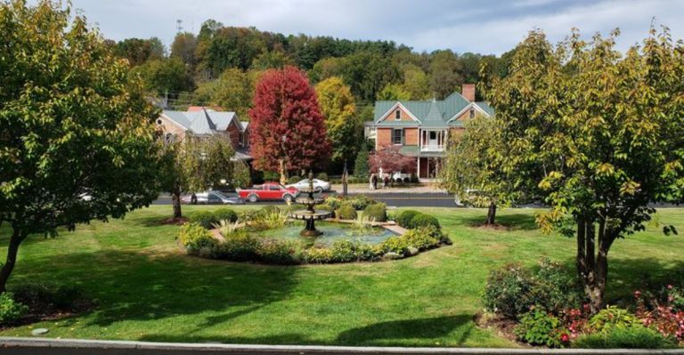 The Virginia Mountain Town That Retirees Call Their Best Life Move Yet