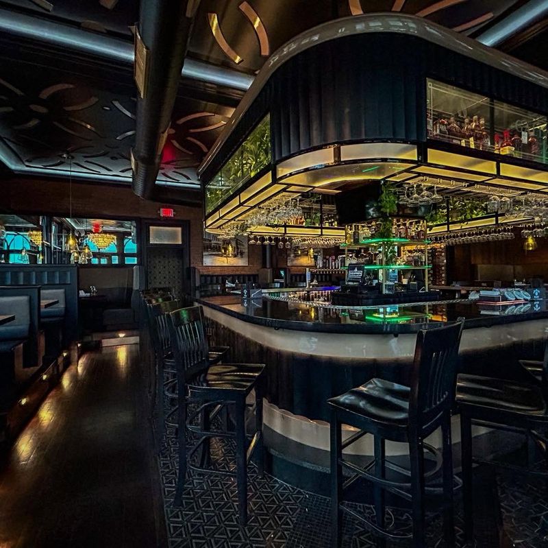 Geno's Trattoria & Chophouse - Waterloo