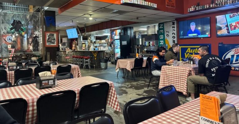 The Wackiest Restaurant In Arizona Is Bigfoot-Themed And Perfect For The Whole Family