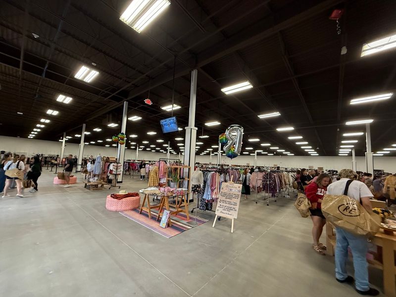 The Warehouse Layout That Makes Treasure Hunting Actually Fun The Warehouse Layout That Makes Treasure Hunting Actually Fun