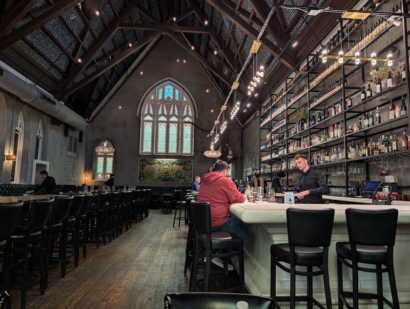 The Warm And Attentive Service Style That Guests Notice Immediately