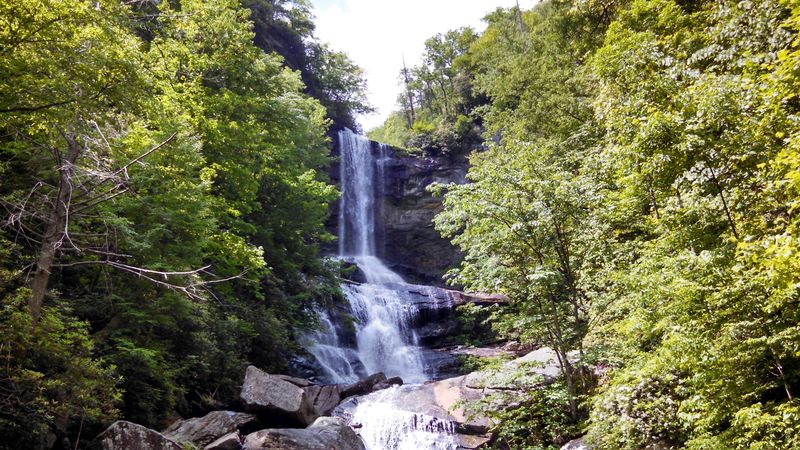 The Waterfall That Towers Over Everything The Waterfall That Towers Over Everything