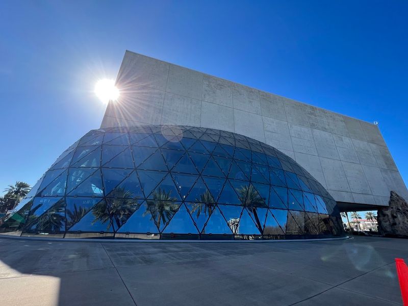 The Waterfront Location And Surrounding Area The Waterfront Location And Surrounding Area