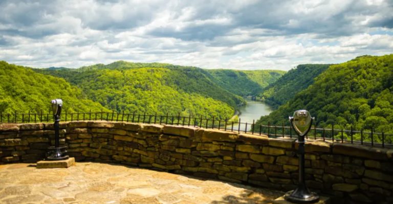 The West Virginia Mountain Overlook That Locals Call The State’s Hidden Gem