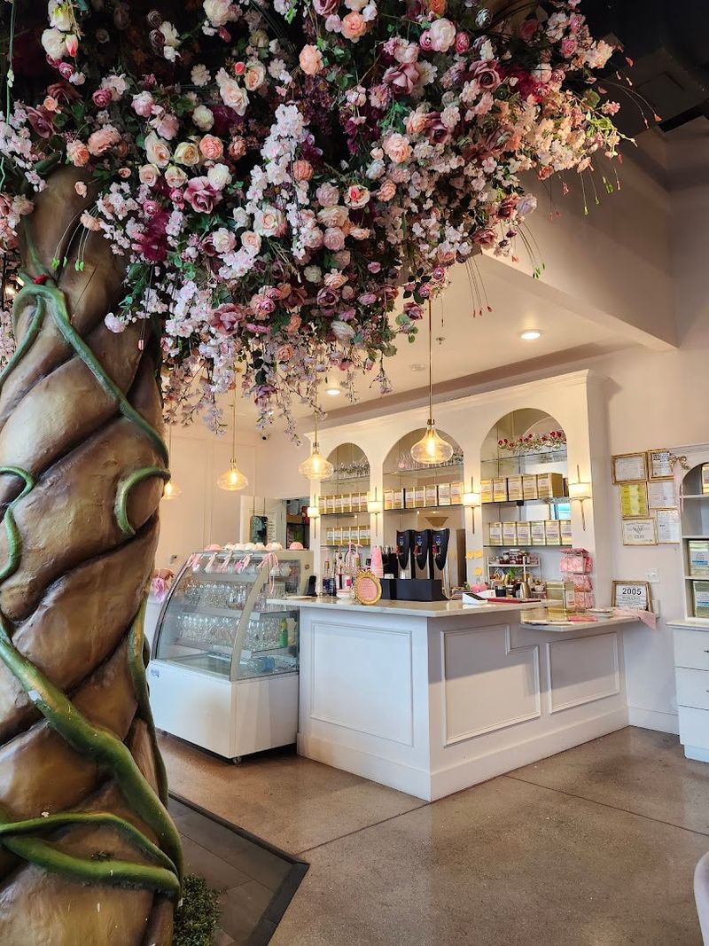 Lily’s & Elise Tea House, Petoskey