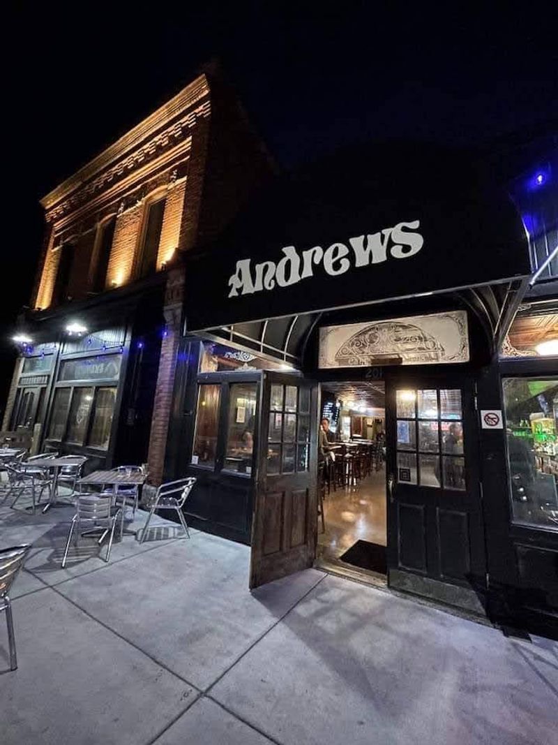 Andrew's on the Corner – Detroit, Michigan