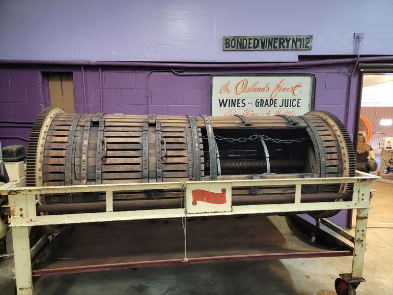 Crystal Cave at Heineman's Winery – The World's Largest Geode