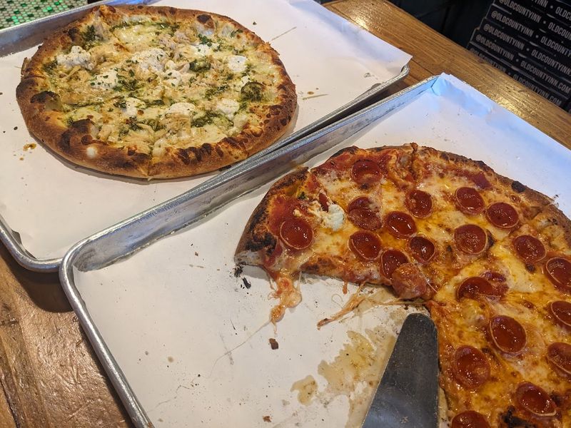 That Famous Garlic Pizza Everyone Talks About