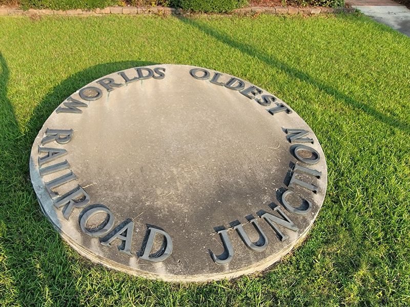 The World's First Railroad Junction Was Born Right Here