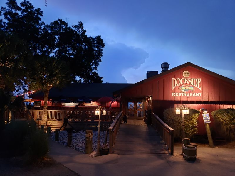 Dockside Restaurant (Lady’s Island Dockside)