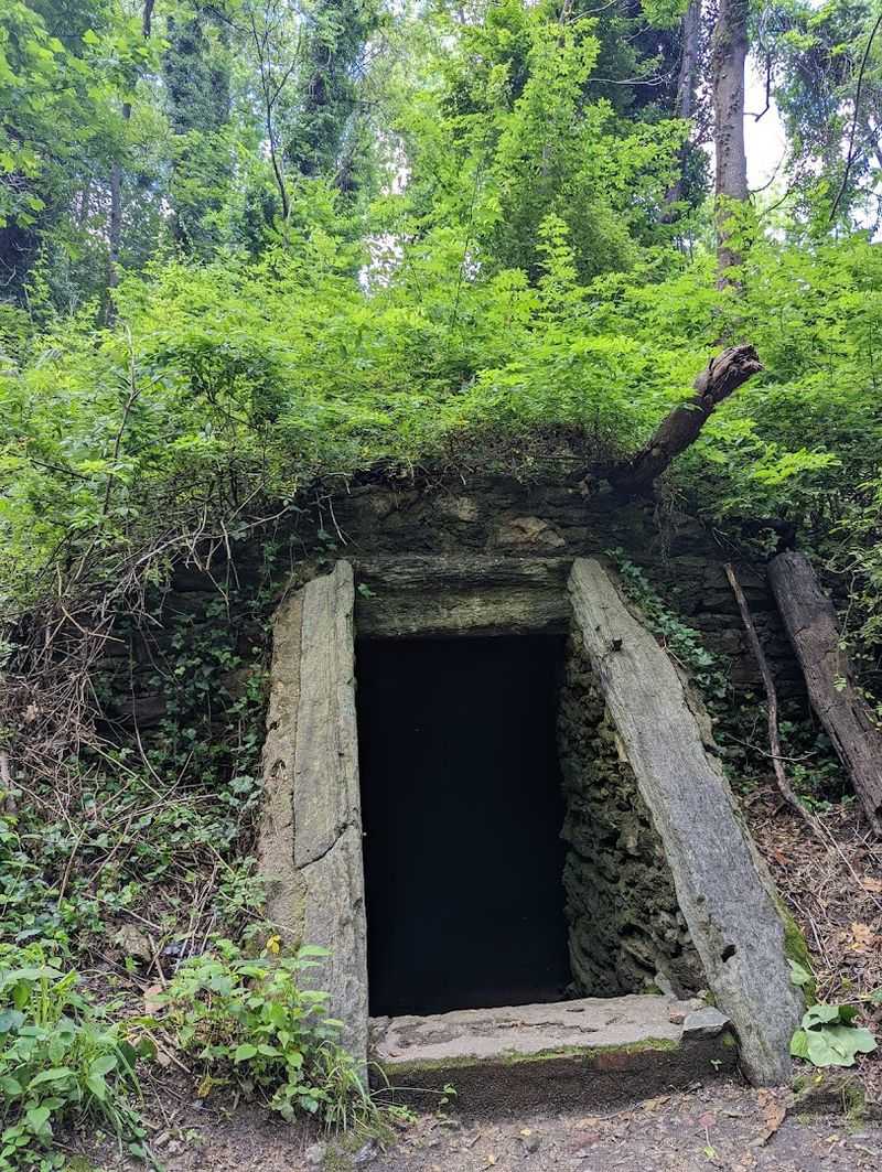 Johannes Kelpius: The Man Behind The Cave