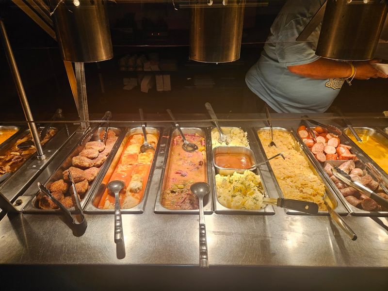 The buffet spread itself