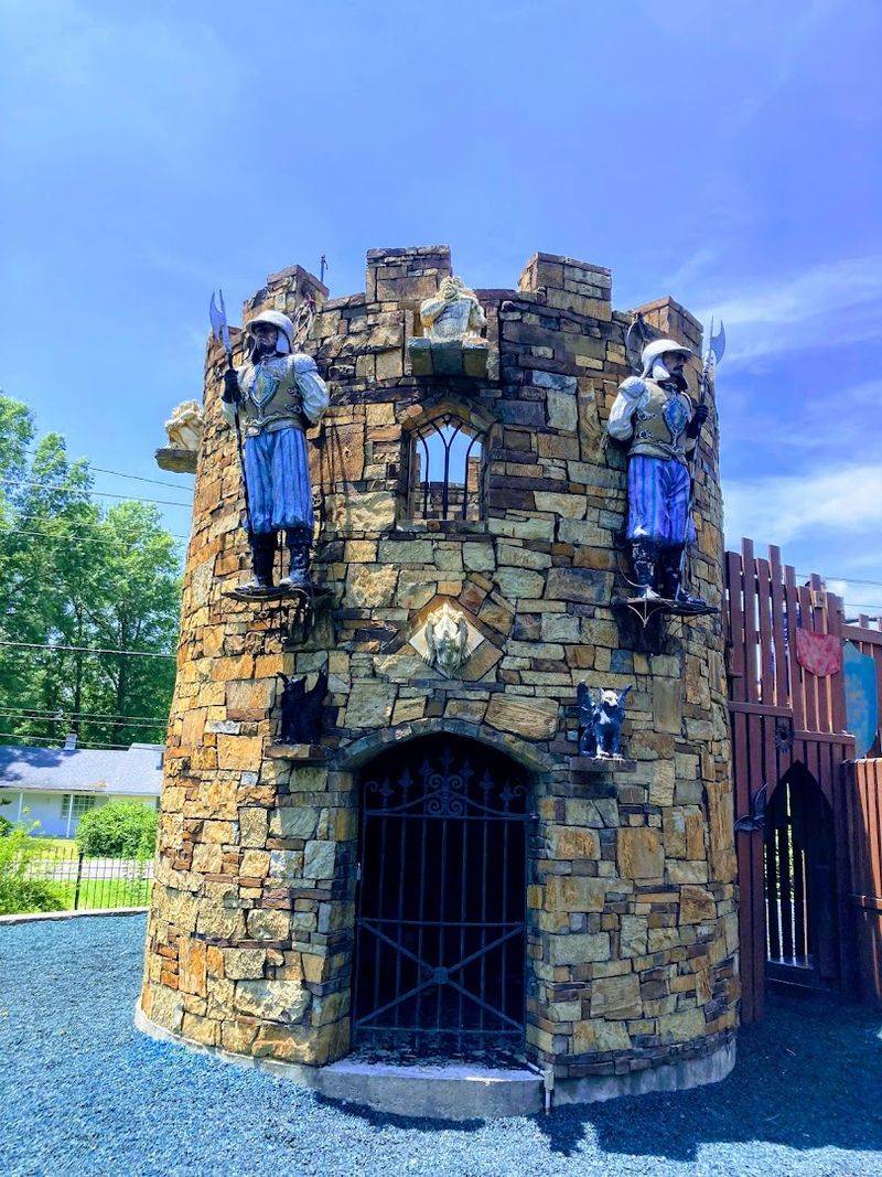 The castle as the main adventure