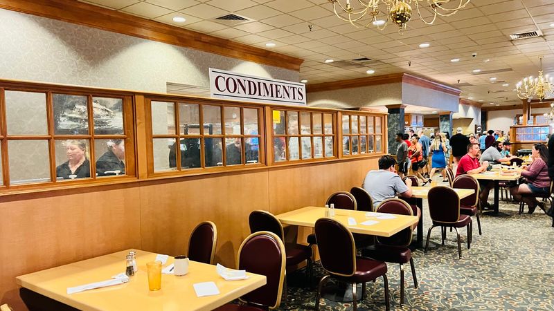 Theme Nights Including Seafood And Prime Rib
