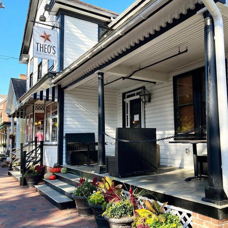 Theo’s Steaks, Sides & Spirits, St. Michaels