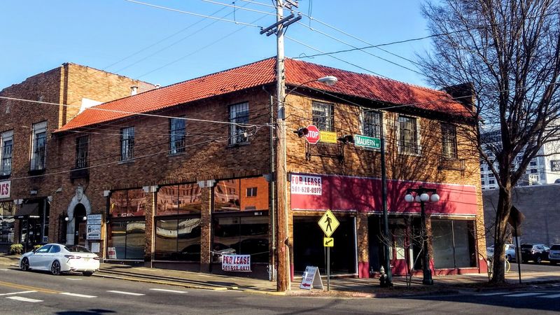 Why This Ouachita Mountain Escape Still Feels Frozen In Another Era