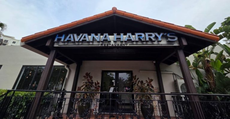 These 11 Florida Restaurants Serve Locals Around The Clock