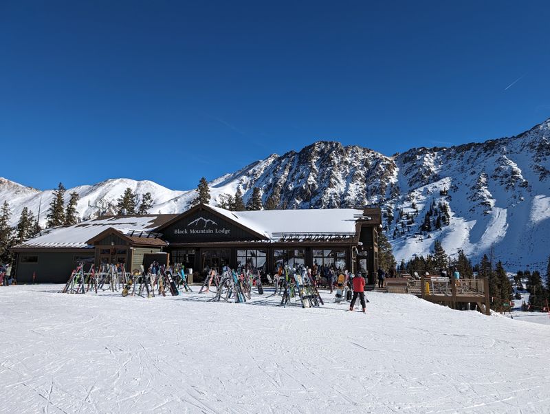 Black Mountain Lodge