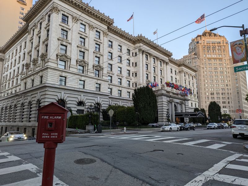 Laurel Court, Fairmont San Francisco — San Francisco, CA