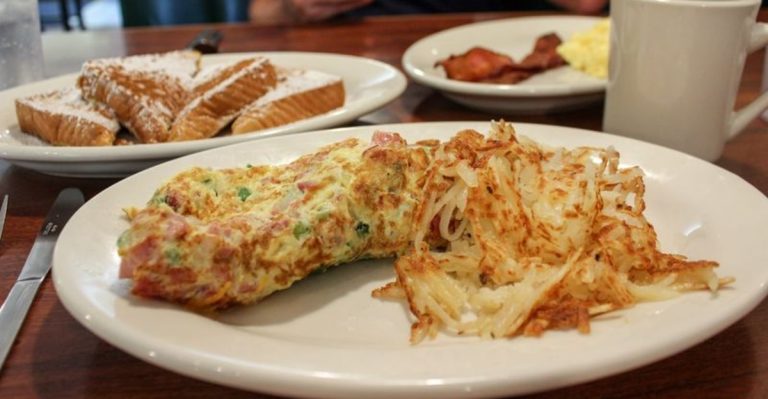 These 7 Birmingham, Alabama’s Best Soul Food Spots That Locals Swear By