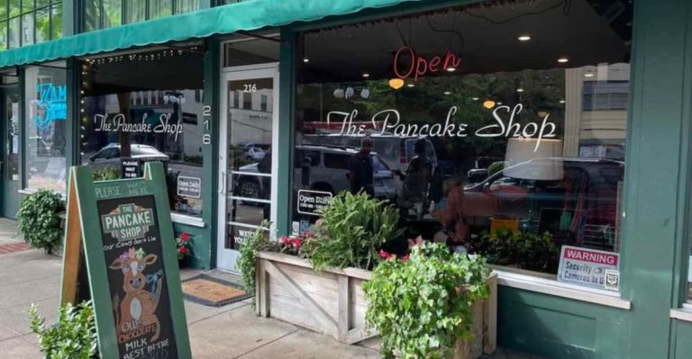 These Are The Arkansas Pancake Houses Locals Swear Are Worth The Drive