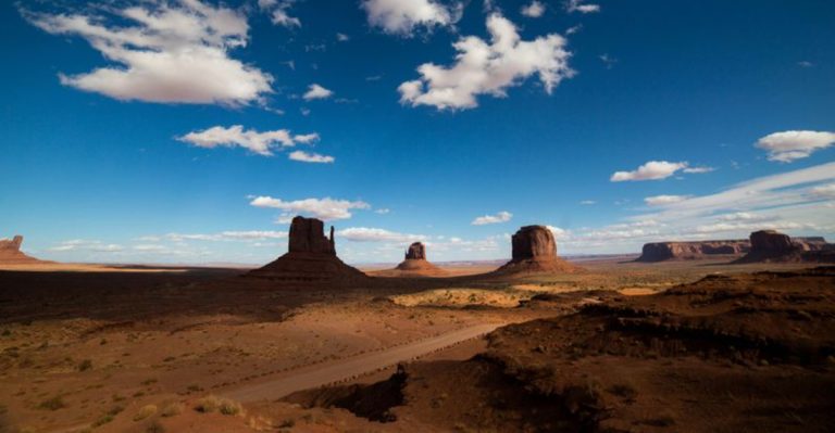 These Arizona Small-Town Getaways Are At Their Best In April