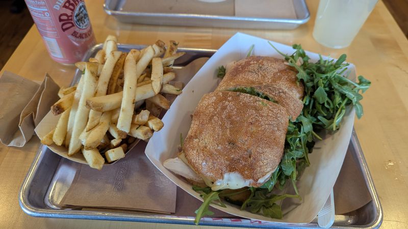 The Dilly Duck Shop – Norwalk