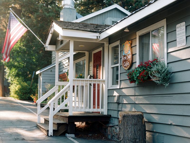 Fire Sign Café – Tahoe City