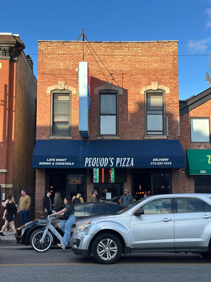 Pequod's Pizza