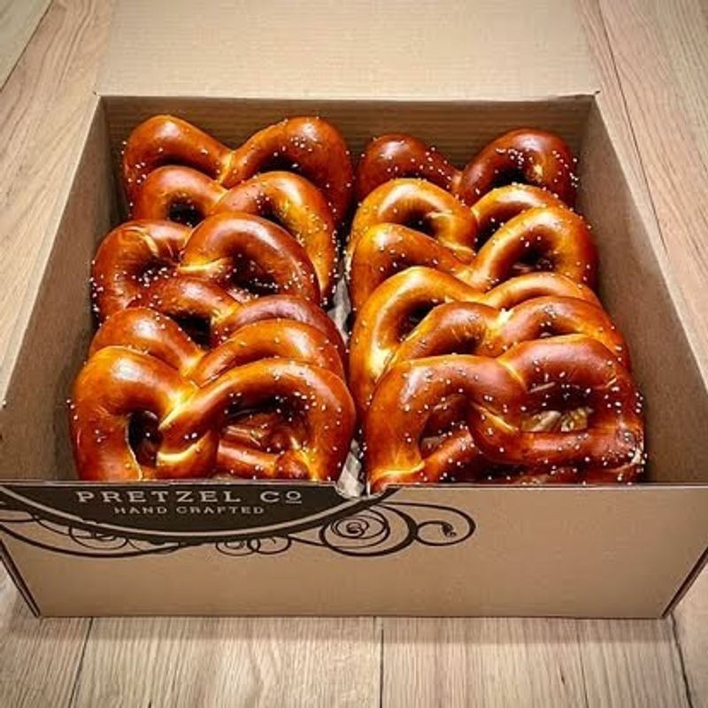Gnarly Knots Pretzel Company – Lombard