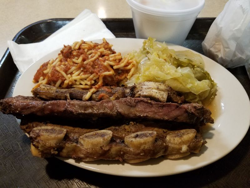 MacArthur's Restaurant – Chicago