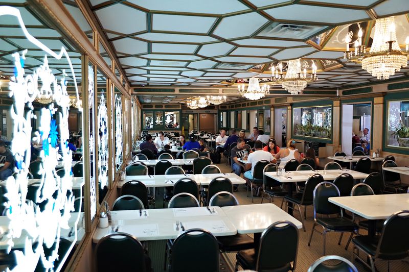 Versailles Restaurant