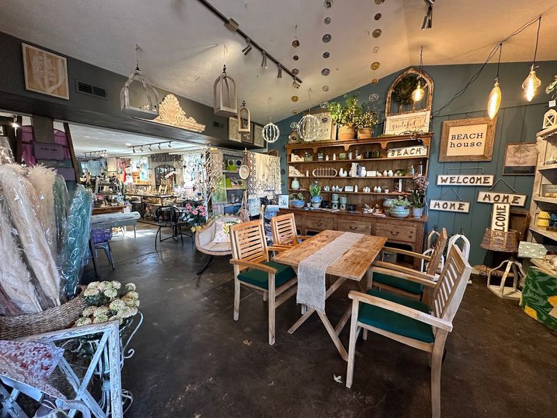 Garden Café At Pine Hill Nursery, Kewadin